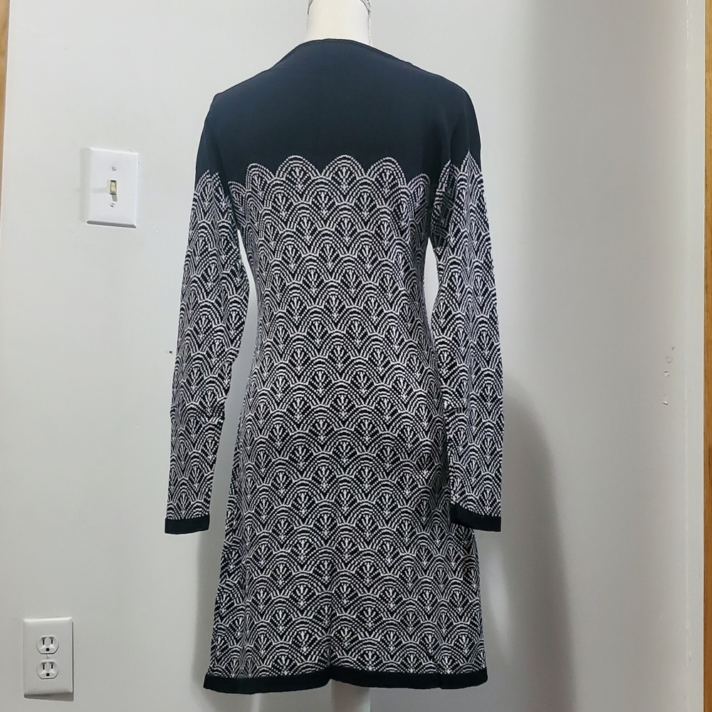 Ronni Nicole Sweater Dress - Picture 2 of 8